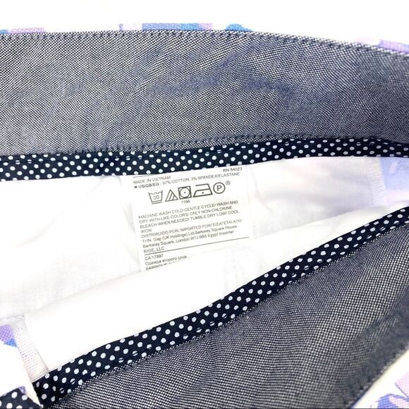 Banana Republic Hampton Fit Floral Shorts - Picture 3 of 7